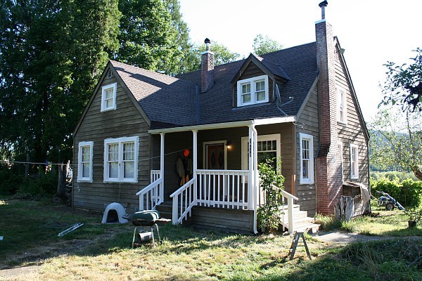 Farmhouse before painting by Doug Engel